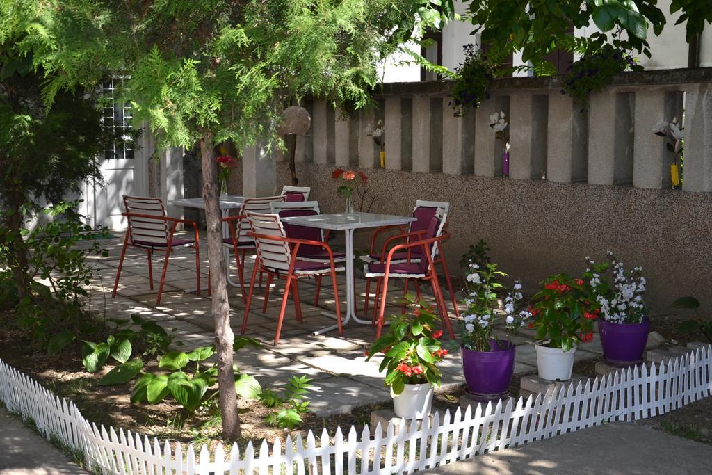 Get Inn Skopje Hostel Dış mekan fotoğraf